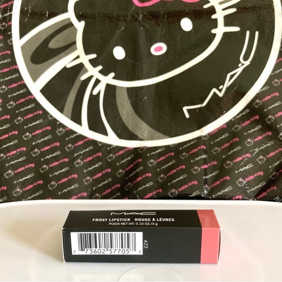 💄HP!💄MAC Frost Lipstick Angel - Picture 8 of 11